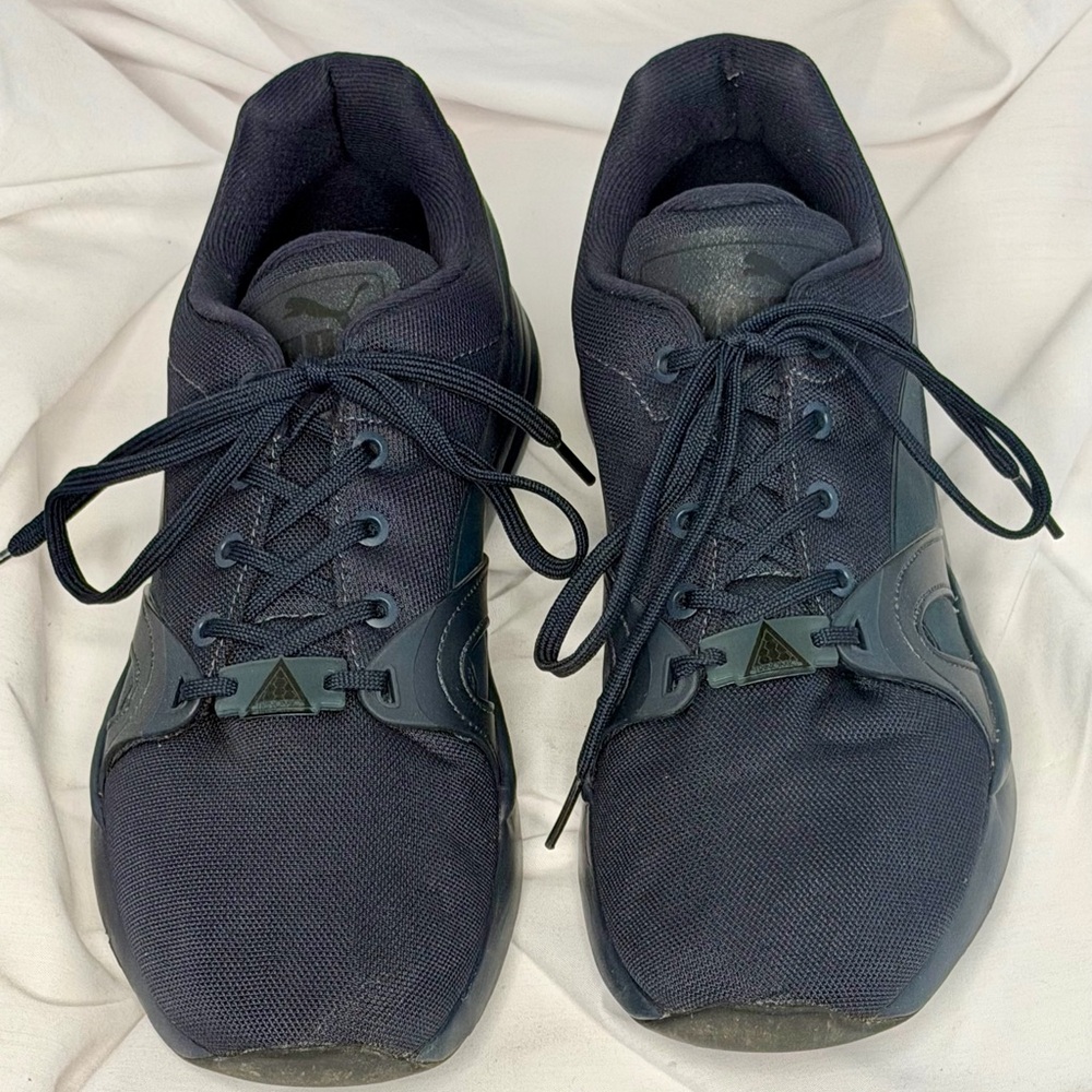 Puma Men's Blue Athletic Shoes